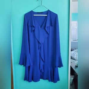 Long flowy top brilliant blue color